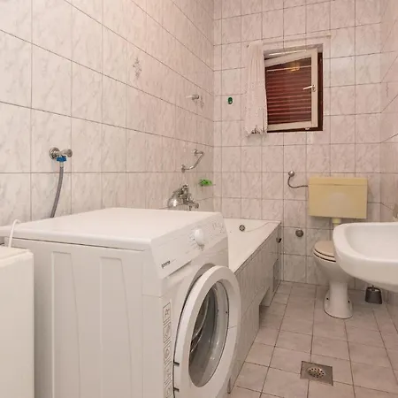 Two-bedroom In Sukošan